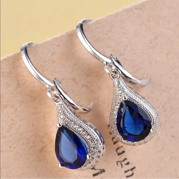 ๐NEW Sapphire & Sterling Teardrop Earrings - Picture 3 of 4